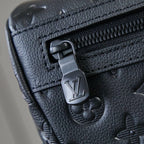 Louis Vuitton M25121 Messenger Voyager PM
