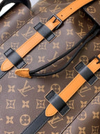 Louis Vuitton M46686 Christopher MM