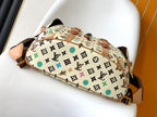 Louis Vuitton M25240 Christopher MM