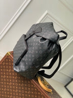 Louis Vuitton M46683 Montsouris Backpack