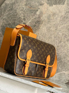 Louis Vuitton M14723 Satchel Messenger