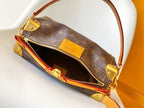 Louis Vuitton M11536 Soul Trunk East West