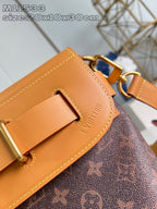 Louis Vuitton M11533 Steamer Crossbody