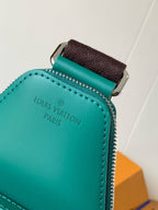 Louis Vuitton M12734 Avenue Slingbag