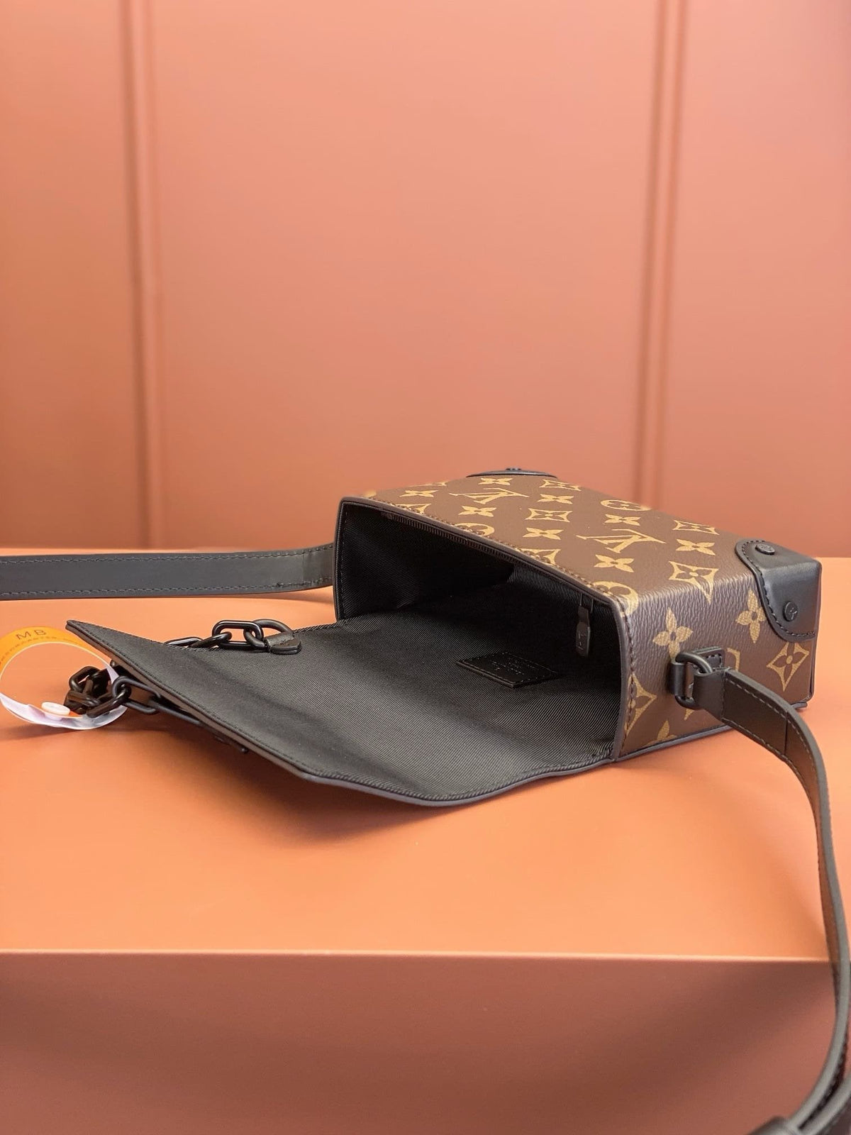Louis Vuitton M83613 Steamer Wearable Wallet