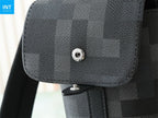 Louis Vuitton M14952 Christopher MM