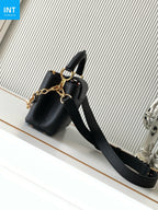 Louis Vuitton M14970 Capucines BB