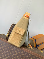 Louis Vuitton M12697 Hobo Cargo (top quality)