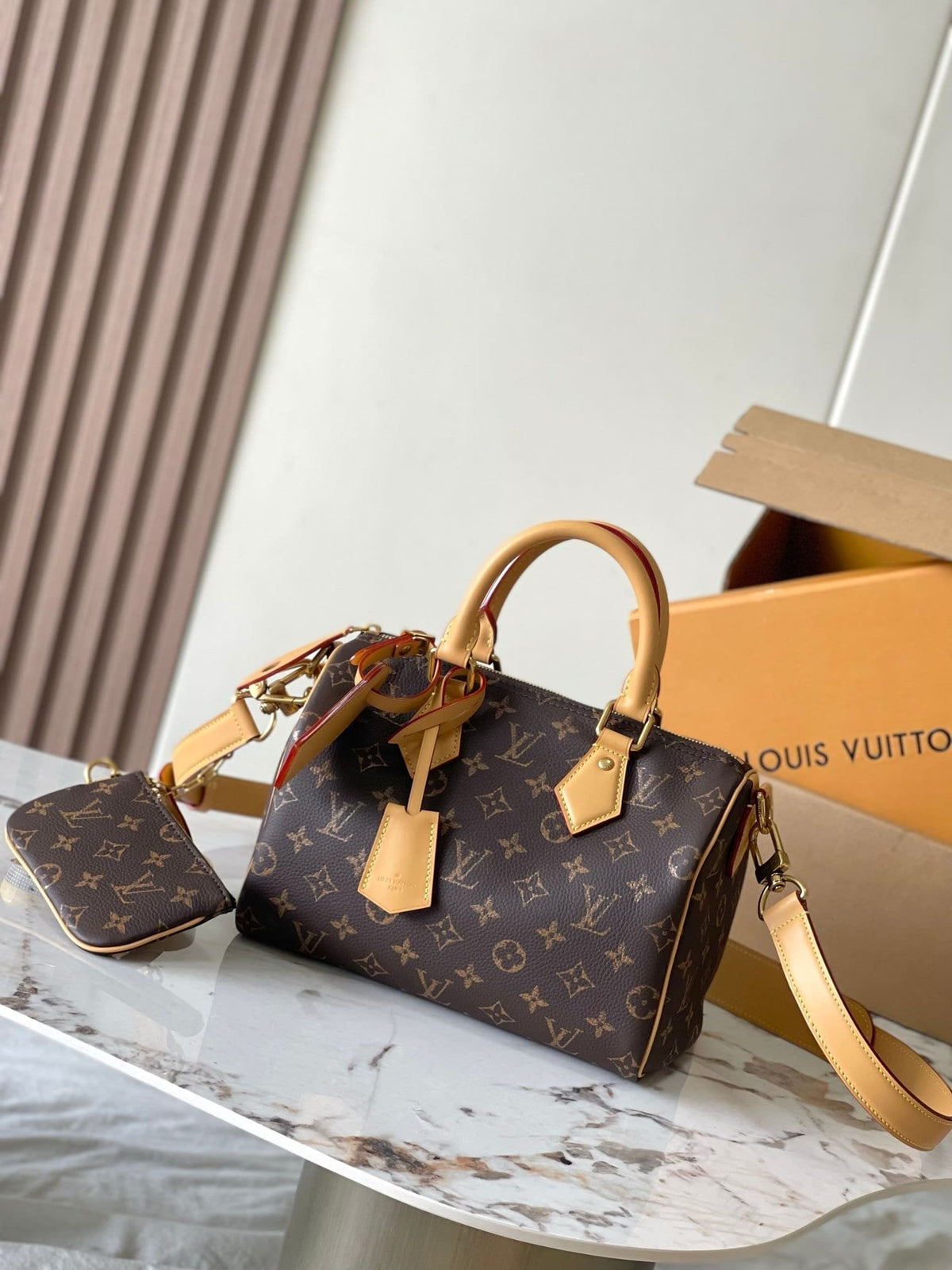 Louis Vuitton M24443 Speedy P9 Bandoulière 25 (top quality)