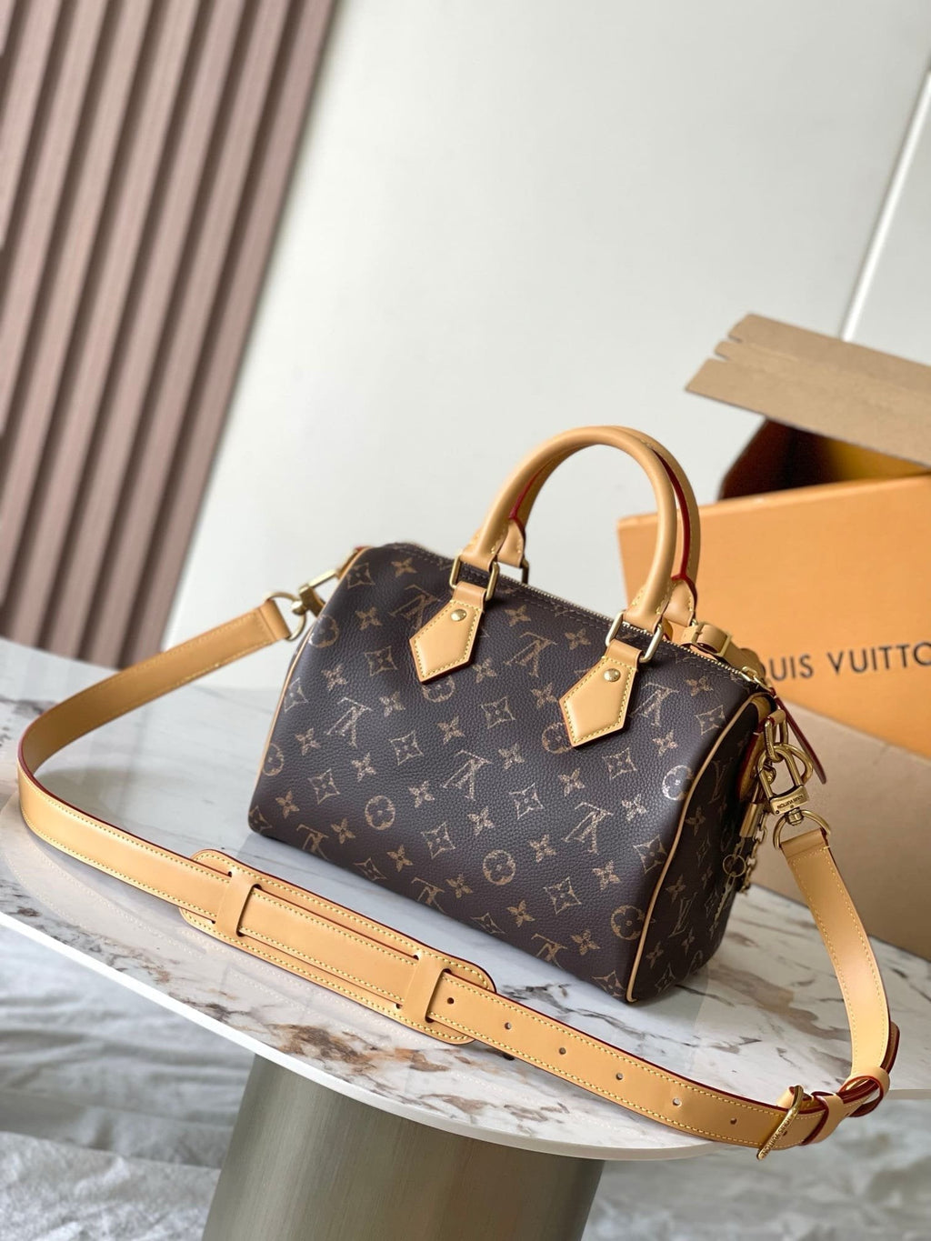 Louis Vuitton M24443 Speedy P9 Bandoulière 25