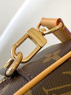 Louis Vuitton M14058 Trocadéro Wearable Wallet