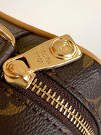 Louis Vuitton M14058 Trocadéro Wearable Wallet