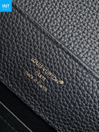 Louis Vuitton M24727 Capucines MM