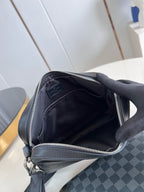 Louis Vuitton N40519 Trio Messenger