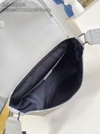 Louis Vuitton M14912 Pulse Messenger