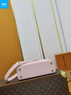 Louis Vuitton M24740 Capucines BB