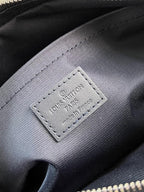 Louis Vuitton M11600 Fastline Messenger