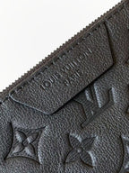 Louis Vuitton M26713 Trio Messenger