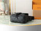 Louis Vuitton M12518 Getaway Messenger
