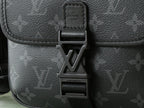 Louis Vuitton M12518 Getaway Messenger