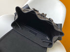 Louis Vuitton M50159 Christopher MM