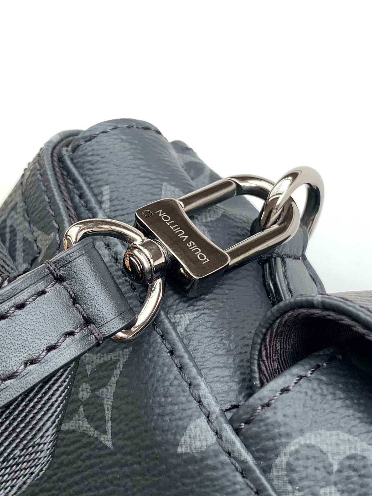 Louis Vuitton M82769 Nano Christopher
