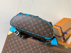 Louis Vuitton M12729 Christopher MM