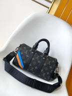 Louis Vuitton P01942 Keepall Bandoulière 25 Mon Monogram