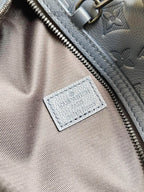 Louis Vuitton M24467 Duo Slingbag