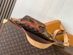 Louis Vuitton M15271 Rush Bumbag