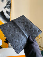 Louis Vuitton M69038 Brazza Wallet
