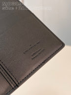 Louis Vuitton M83190 Brazza Wallet