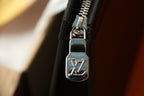 Louis Vuitton M30450 Pochette Voyage