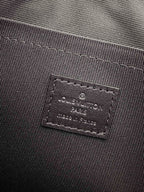 Louis Vuitton M81569 Pochette To-Go