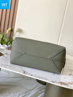 Louis Vuitton M26747 Verso Hobo
