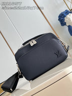 Louis Vuitton M11657 Avenue Messenger