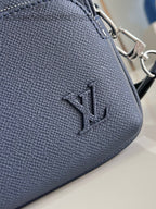 Louis Vuitton M11657 Avenue Messenger