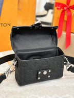 Louis Vuitton M13871 Soul Trunk