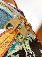 Louis Vuitton M24992 Rush Bumbag