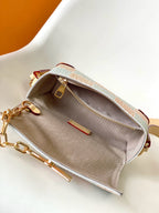 Louis Vuitton N40674 Steamer Wearable Wallet
