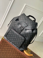 Louis Vuitton M46683 Montsouris Backpack