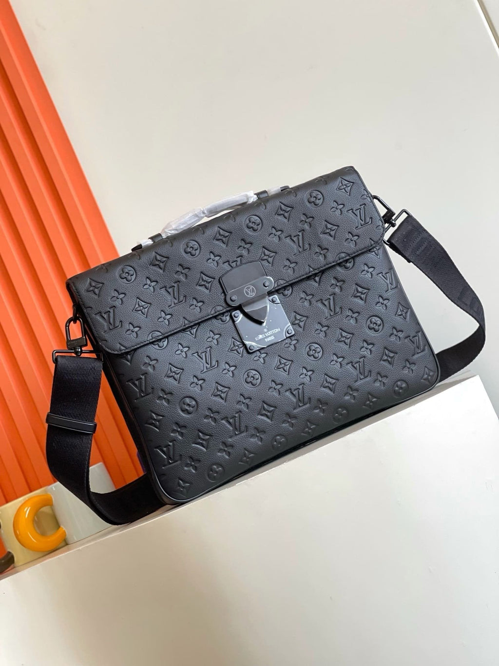 Louis Vuitton M20835 S-Lock Briefcase