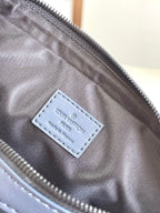 Louis Vuitton M24753 Trio Messenger