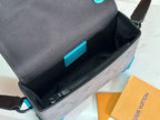 Louis Vuitton M11496 Steamer Wearable Wallet