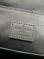 Louis Vuitton M46972 LV Trail Messenger