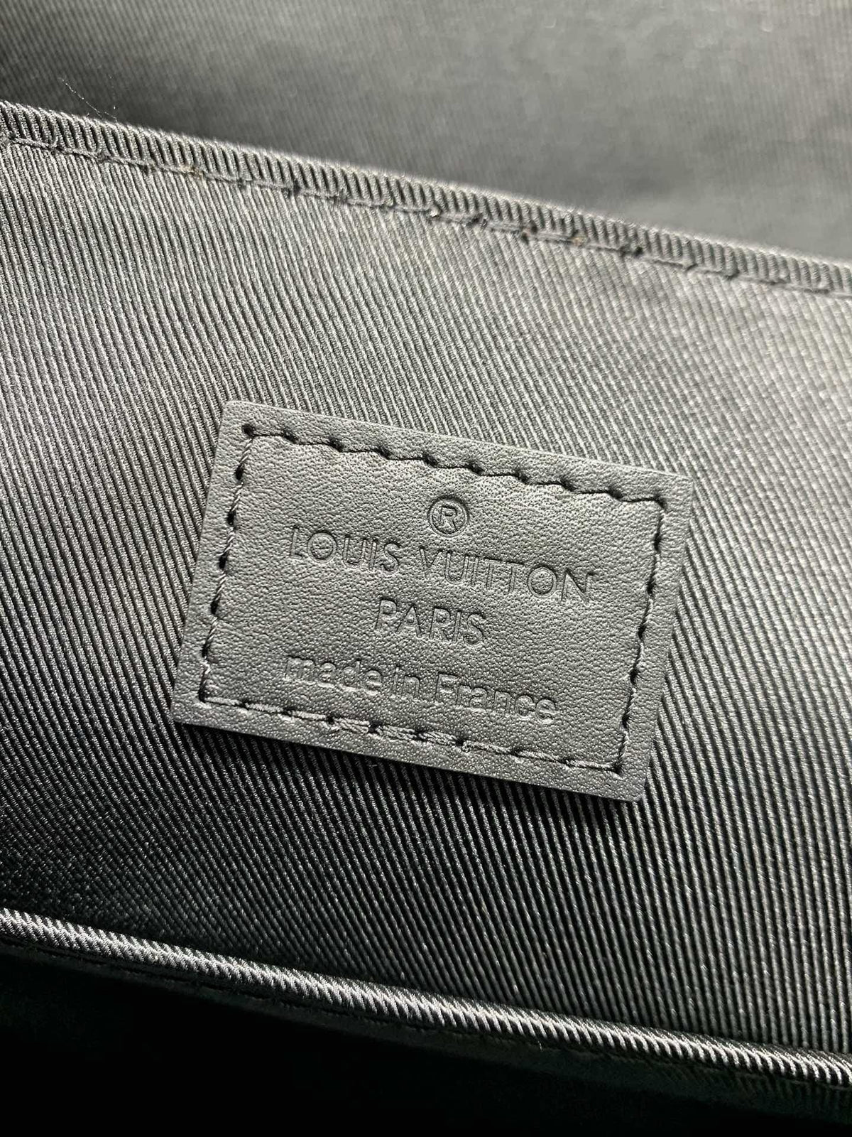 Louis Vuitton M46972 LV Trail Messenger