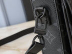 Louis Vuitton M82252 S-Lock Vertical Wearable Wallet