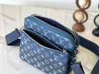 Louis Vuitton M11592 Trio Messenger