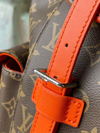 Louis Vuitton M46814 Christopher MM