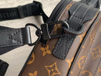 Louis Vuitton M46973 Quest Messenger